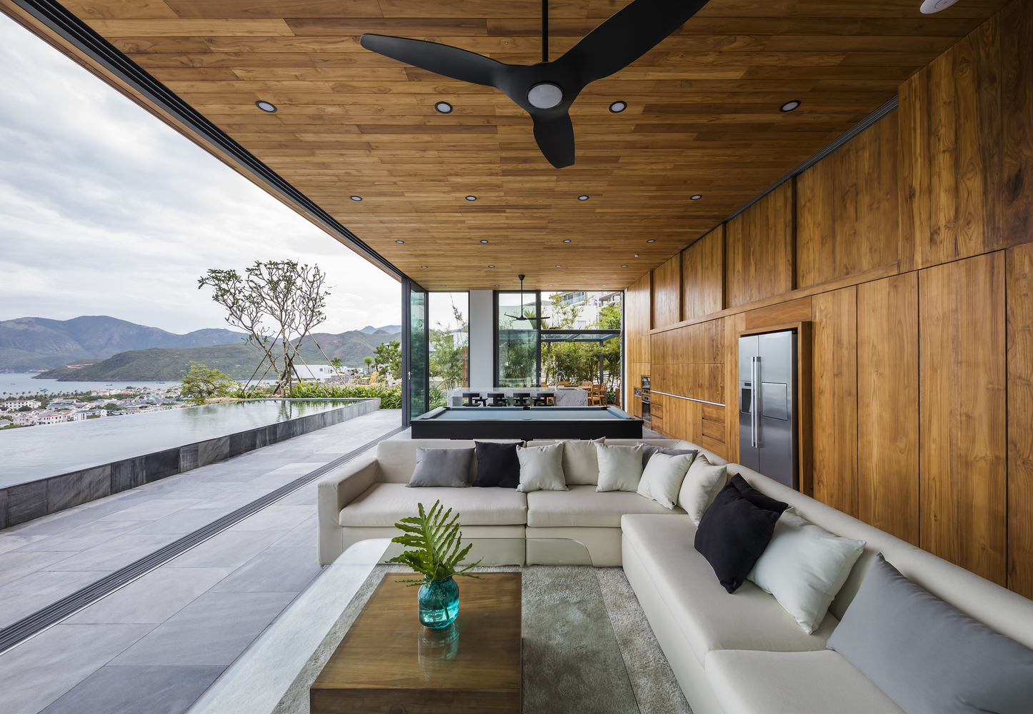 Timber House – Biệt thự gỗ nghỉ dưỡng nhìn ra vịnh Nha Trang3