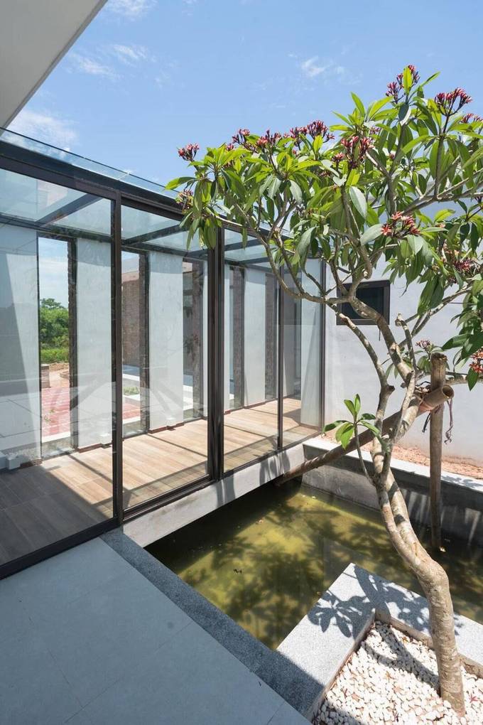 Nhà kính hiện đại giữa làng7