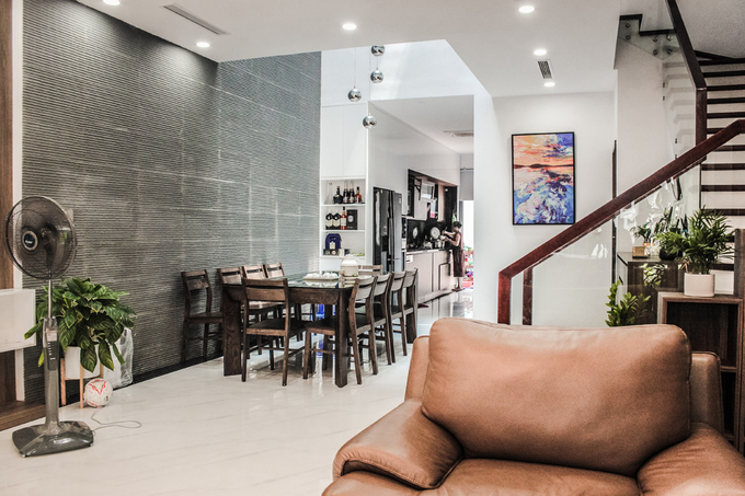 Nhà ống sâu 36m ngập tràn ánh sáng5