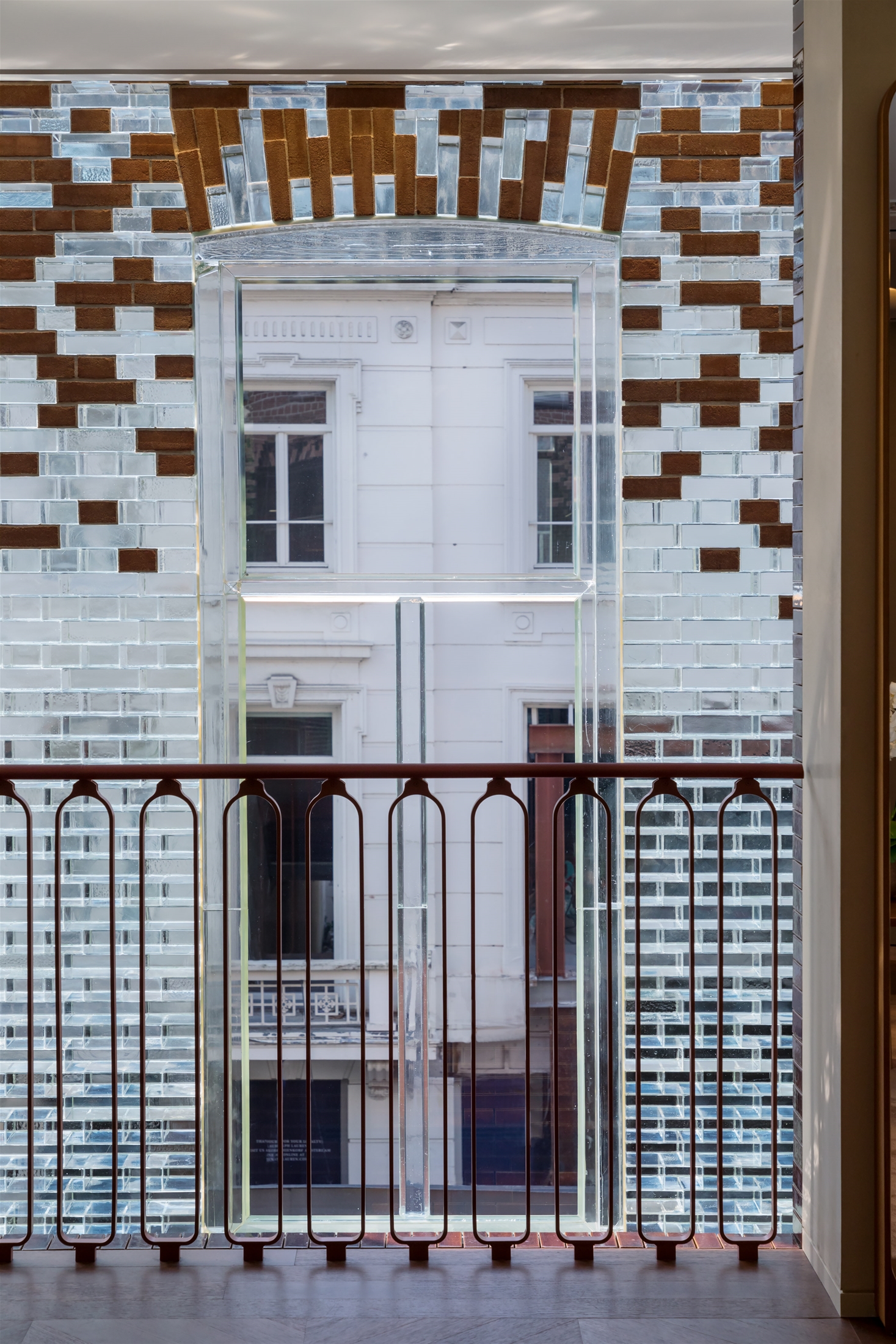 Hermès tiếp quản Crystal House của MVRDV tại Amsterdam3