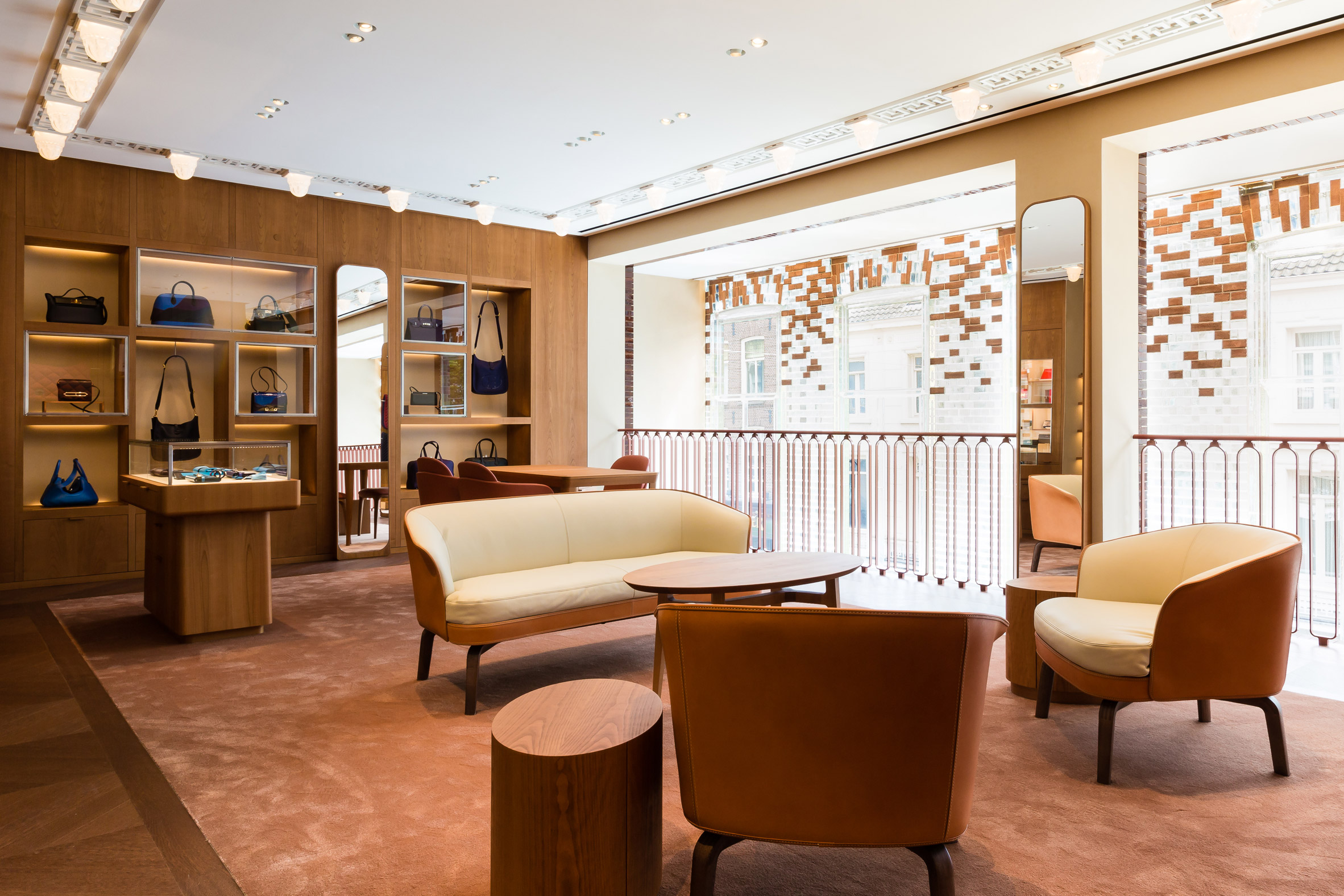 Hermès tiếp quản Crystal House của MVRDV tại Amsterdam5