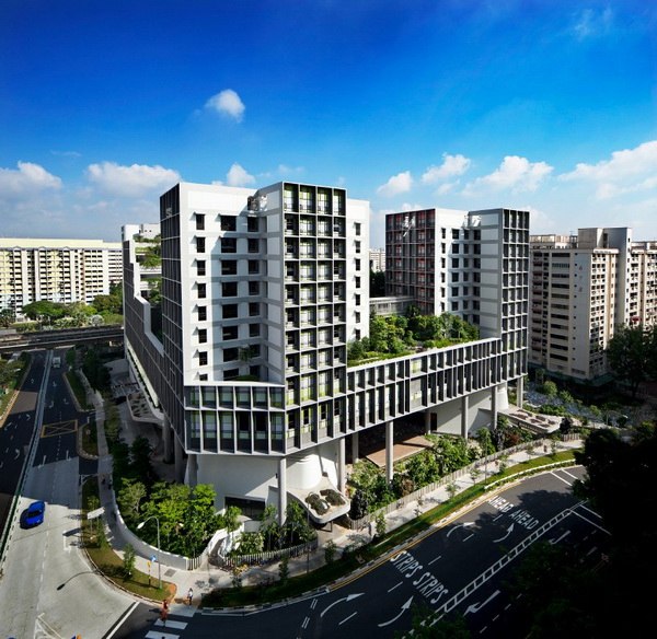 Khu chung cư phức hợp với công viên cây xanh trên mái ở Singapore12