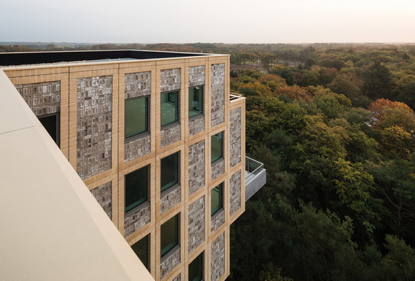 Belvedere Tower - Tòa chung cư hình chữ thập độc đáo ở Amsterdam7