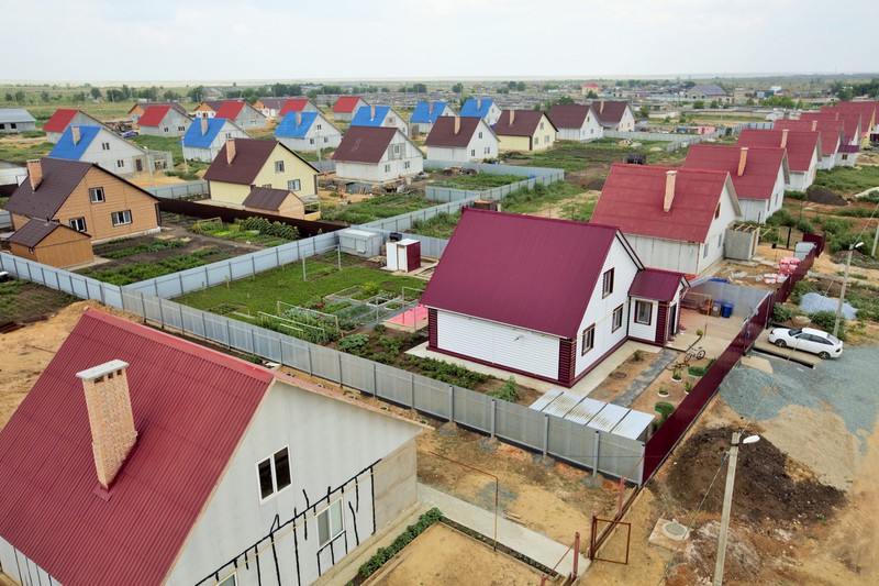 Một khu dân cư được xây dựng bằng vật liệu mới ở Orenburg (LB Nga).