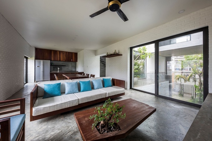 Bể bơi 12 mét trong lòng nhà Đà Nẵng10