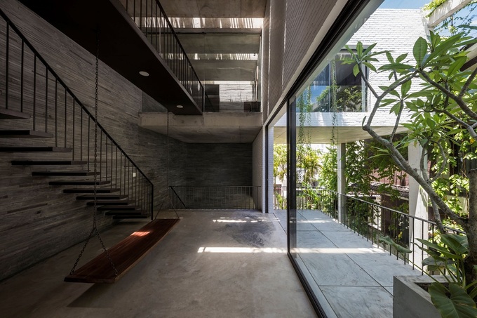 Bể bơi 12 mét trong lòng nhà Đà Nẵng9