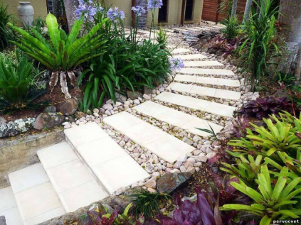 Đường dạo trong thiết kế tiểu cảnh sân vườn 2