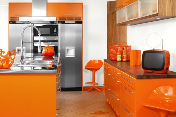 6. Màu chủ đạo màu cam và được đồng bộ cho cả những đồ dùng bếp