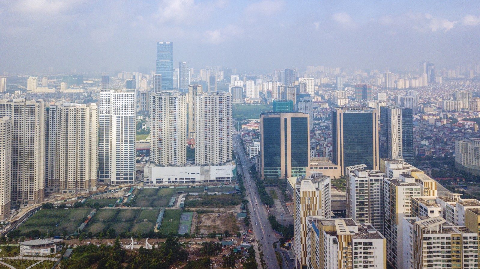 Trong cơn bão Covid-19: Điểm sáng của thị trường nhà ở Hà Nội nằm ở ngoại thành